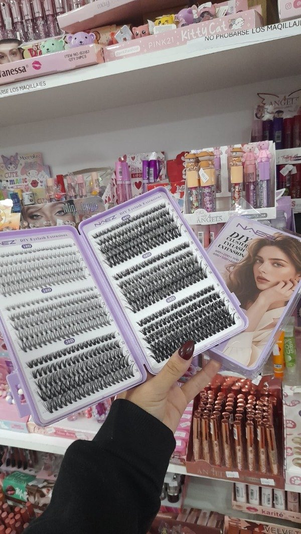 Producto - Pestañas en grupo 10D+ 20D+ 30D+ 40D+ 50D+ 60D NAEZ