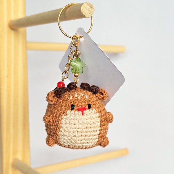 Producto - Llavero reno gordito tejido amigurumi