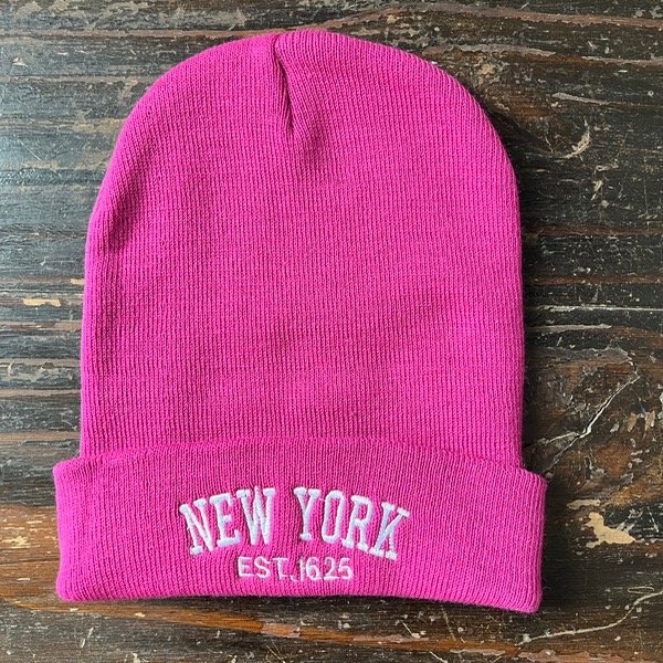 Producto - Gorro Adulto bordado New York fuccia