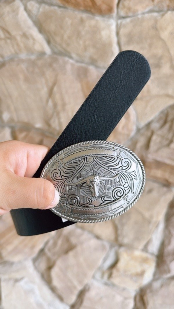 Producto - CINTO BUFALO HEBILLA PLATEADA (NEGRO)