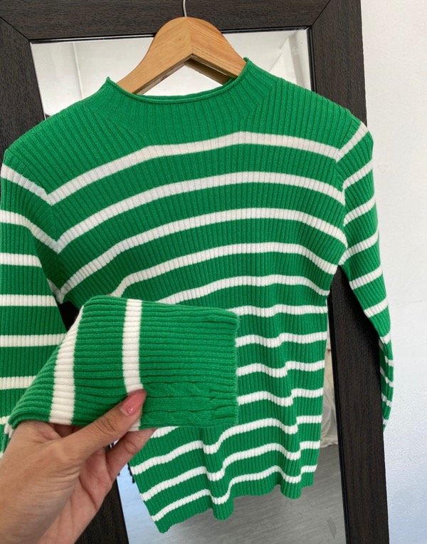 Producto - SWEATER GREEN