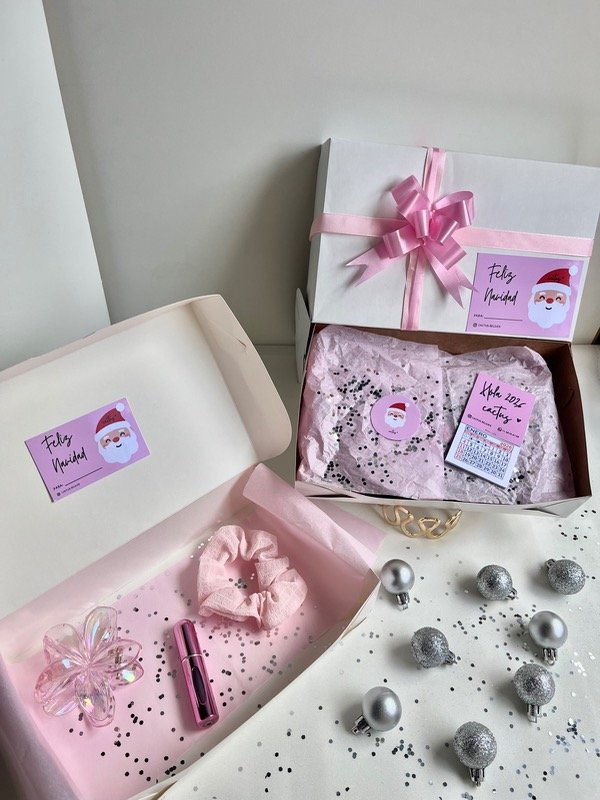 Producto - Box #6 Broche + Perfumero + Scrunchie