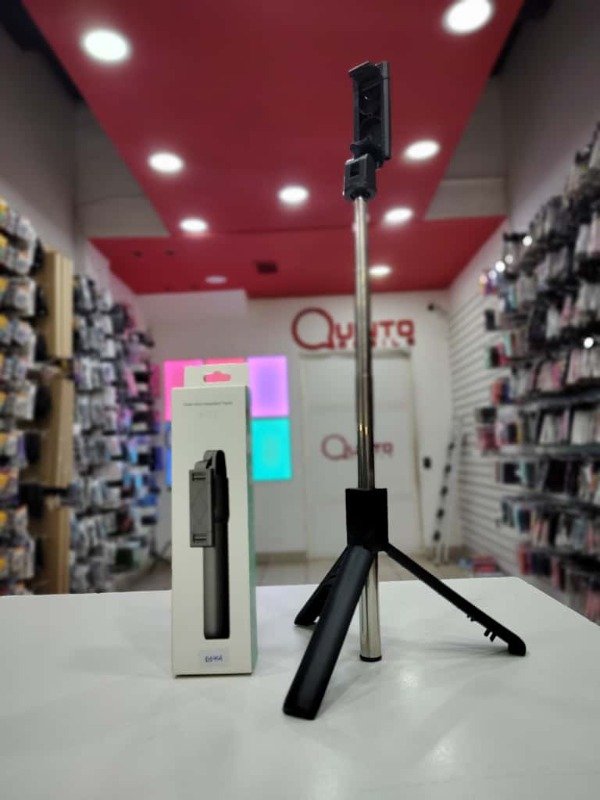 Producto - Trípode - palito selfie con control