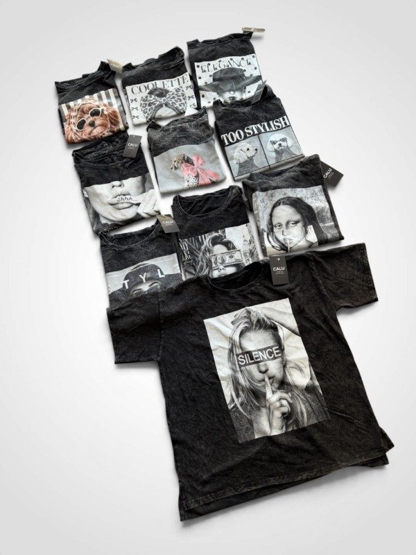Producto - REMERA WASHED OVER CARAS 0479