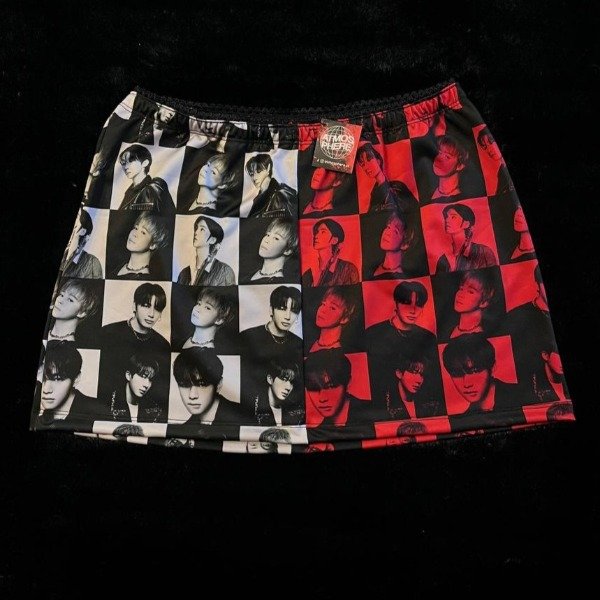 Producto - FALDA BTS TALLE 3 - única