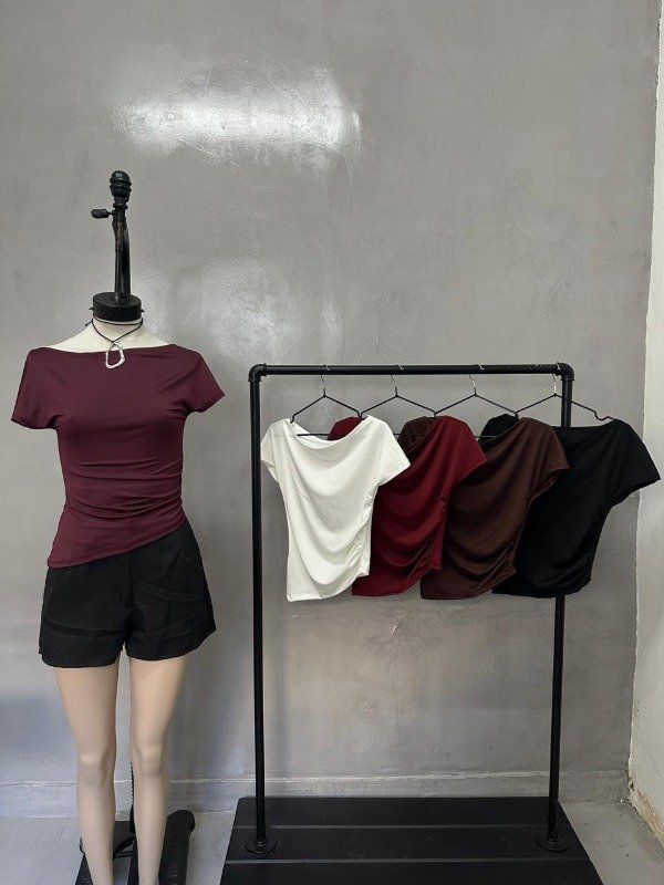 Producto - REMERA MICROFIBRA FRUNCE