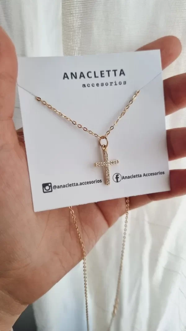 Producto - Gargantilla cruz con cubic blancos 45cm