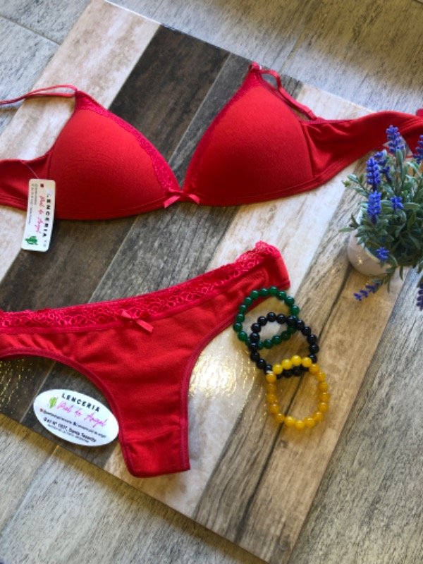 Producto - Conjunto triangulo soft algodon