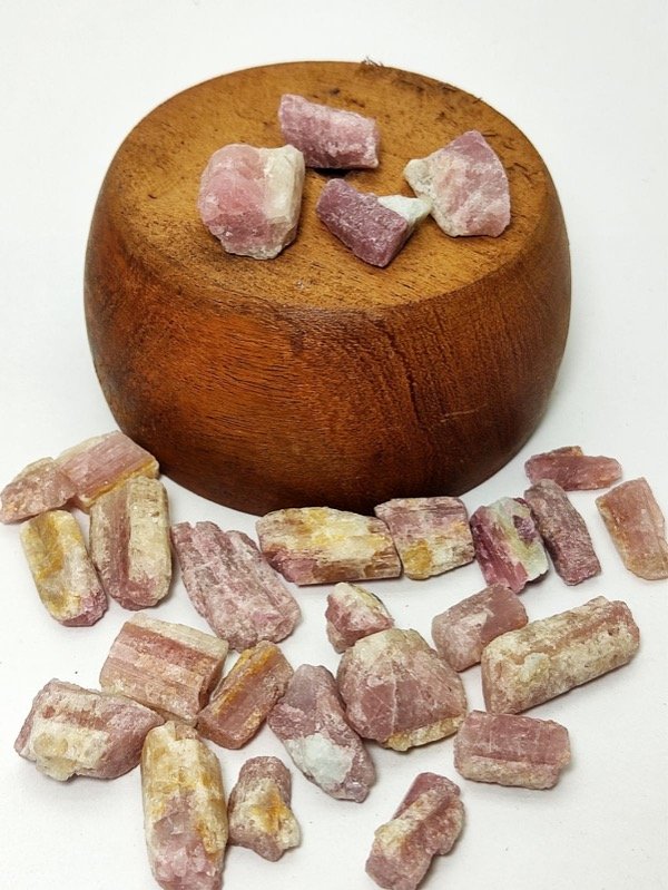 Producto - Piedras en bruto Turmalina rosa por 50 gramos