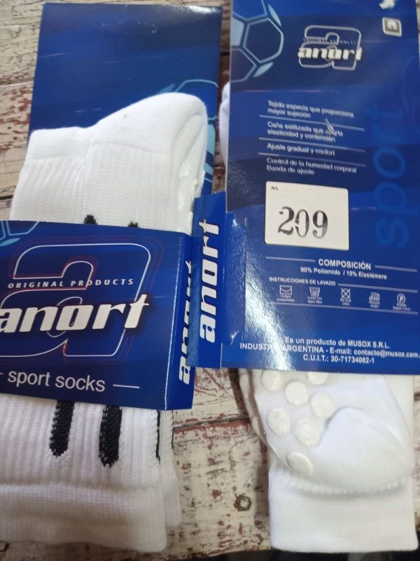 Producto - Medias antideslizante Anort