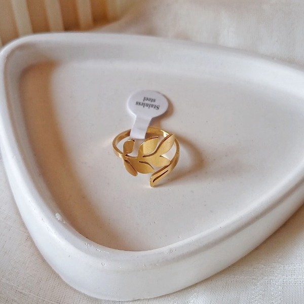 Producto - ANILLO EMILIA HOJA (T.19) AC. DORADO
