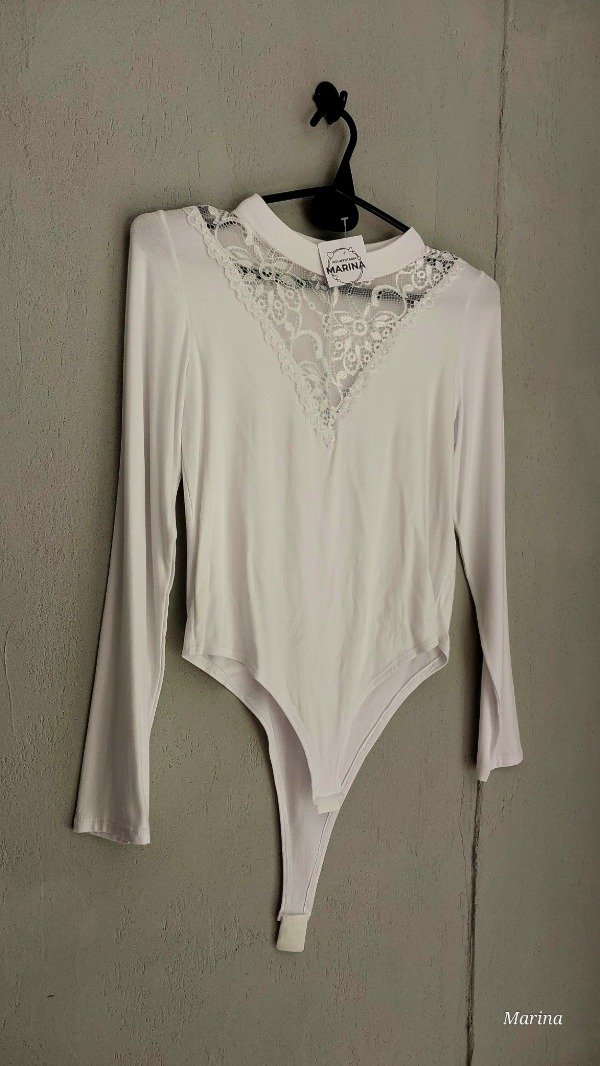 Producto - Body polera con encaje