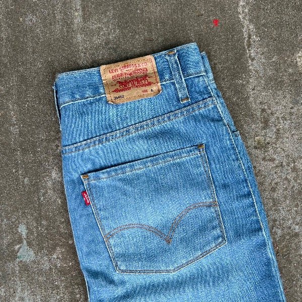 Producto - Pollera de jean celeste - Levis 35452 TM