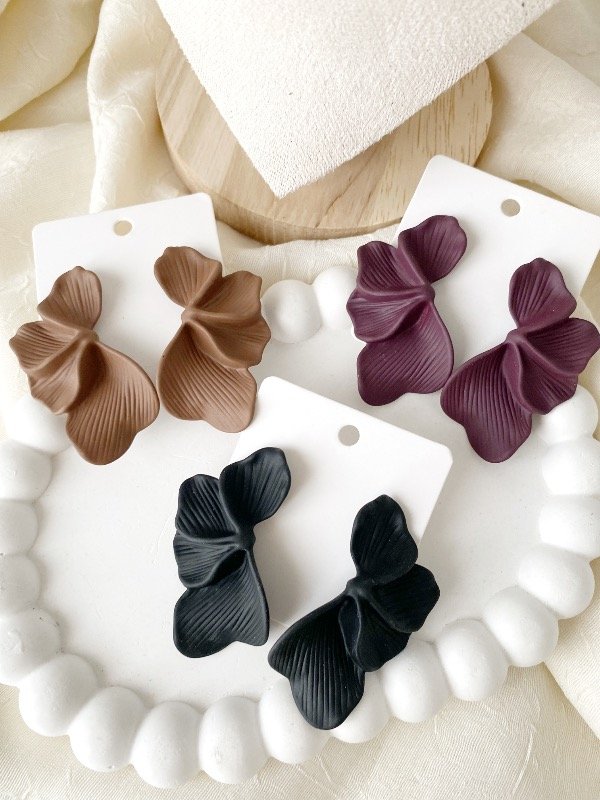 Producto - Aros petals (3 colores)