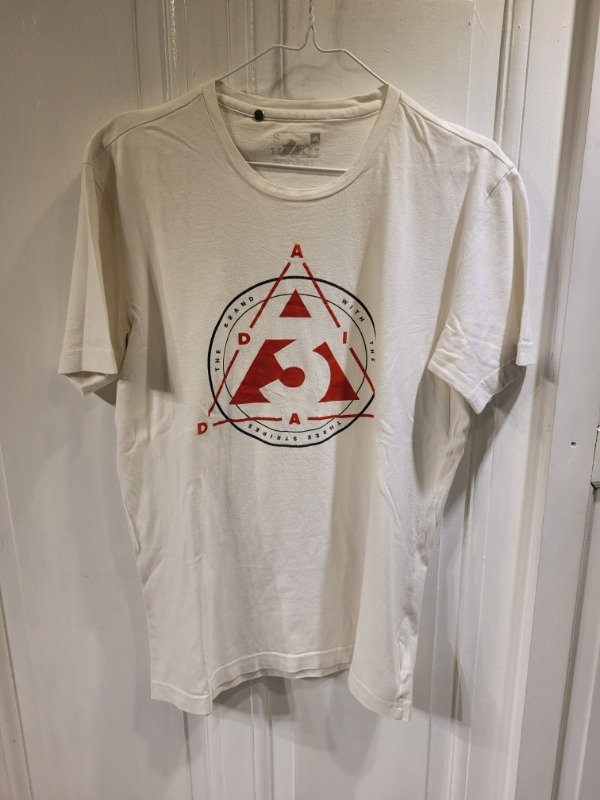 Producto - Remera ADIDAS blanca logo rojo Talle S - PRECIO: 32X