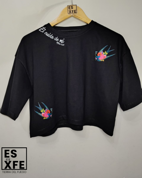 Producto - Remera Crop top "Él cuida de mi"