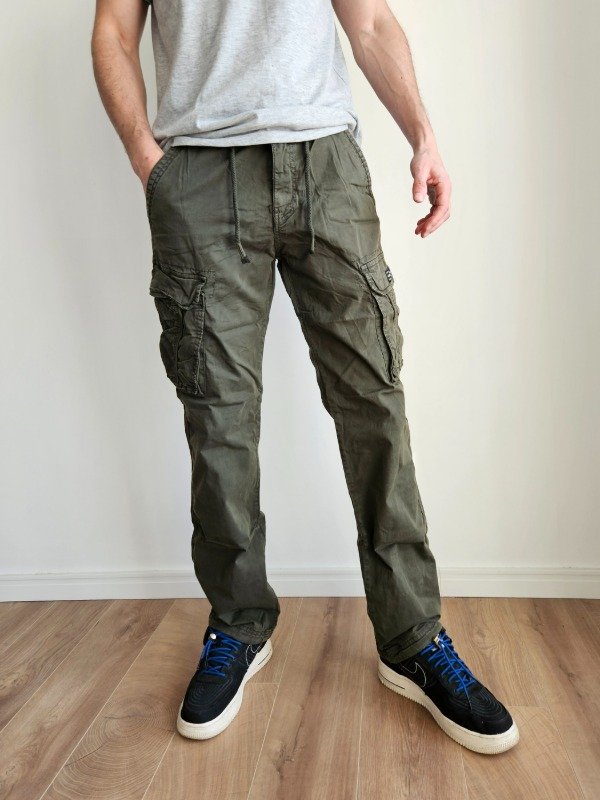 Producto - Pantalon cargo verde