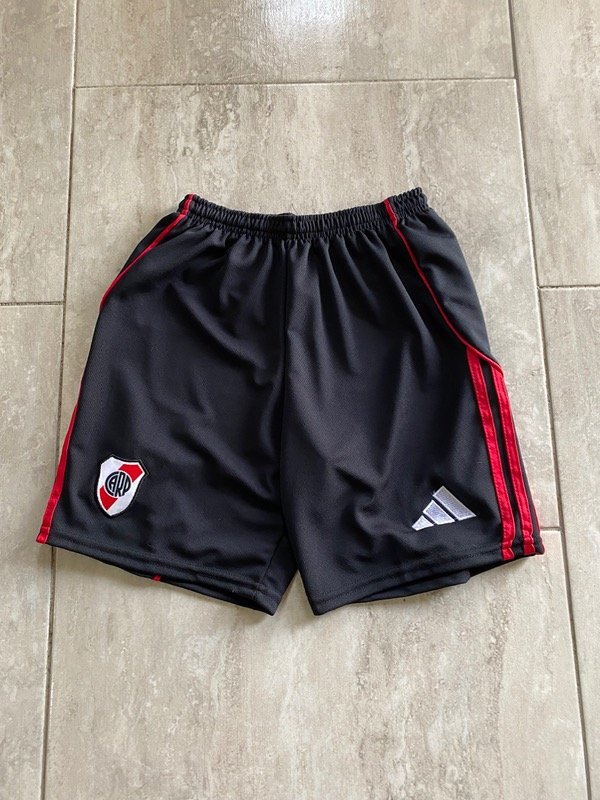 Producto - Short River titular 25/26