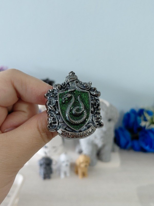 Producto - Pin metalizado COLECCIÓN - Harry Potter "Slytherin"