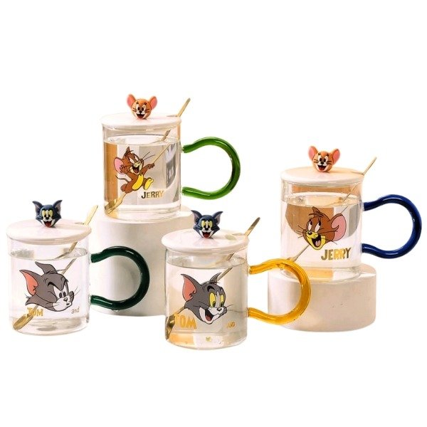 Producto - TAZA DE VIDRIO TOM Y JERRY CON TAPA Y CUCHARA