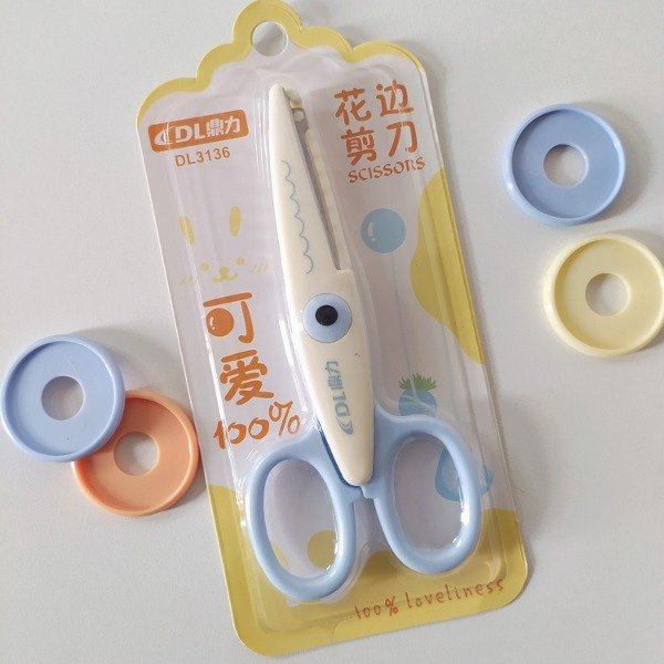 Producto - Tijera pastel con ondas