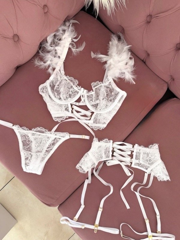 Producto - Set de plumas blanco