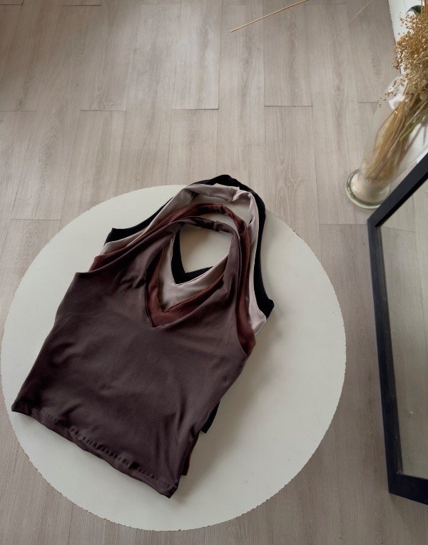 Producto - Top Kim cuello V