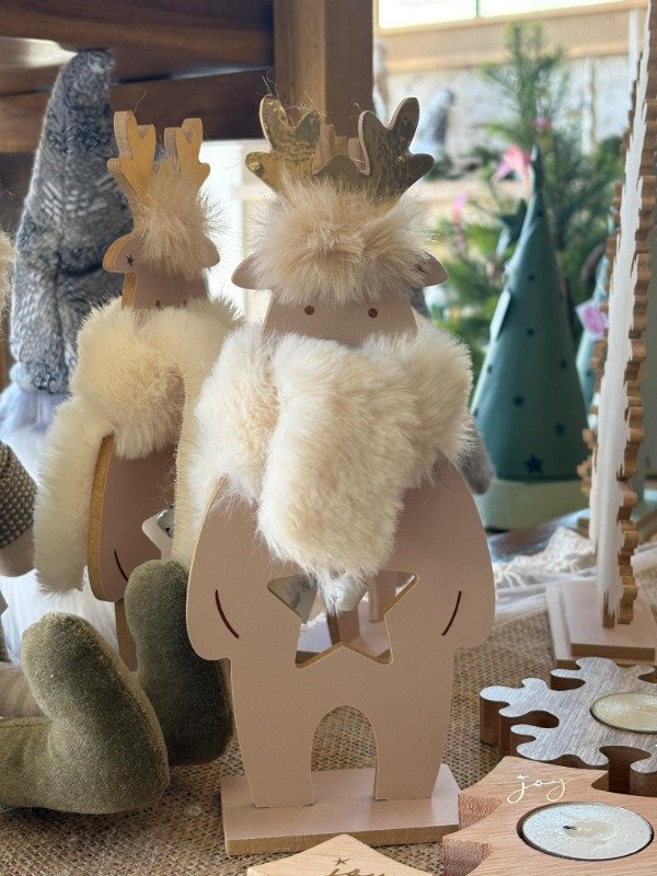 Producto - RENO CON BUFANDA