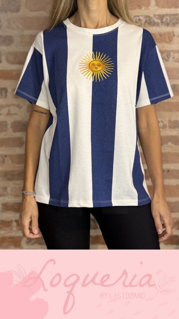 Producto - Remera Argenta Vertical