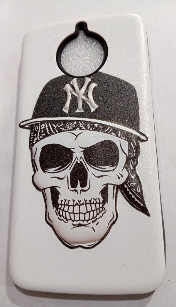 Producto - Funda rígida de alto impacto Calavera urbana para Moto G5s