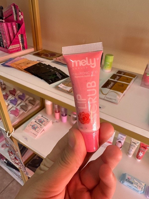 Producto - Exfoliante de labios Mely
