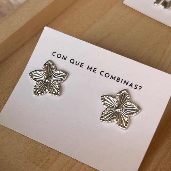 Producto - Aros Flor plana (Plata 900)