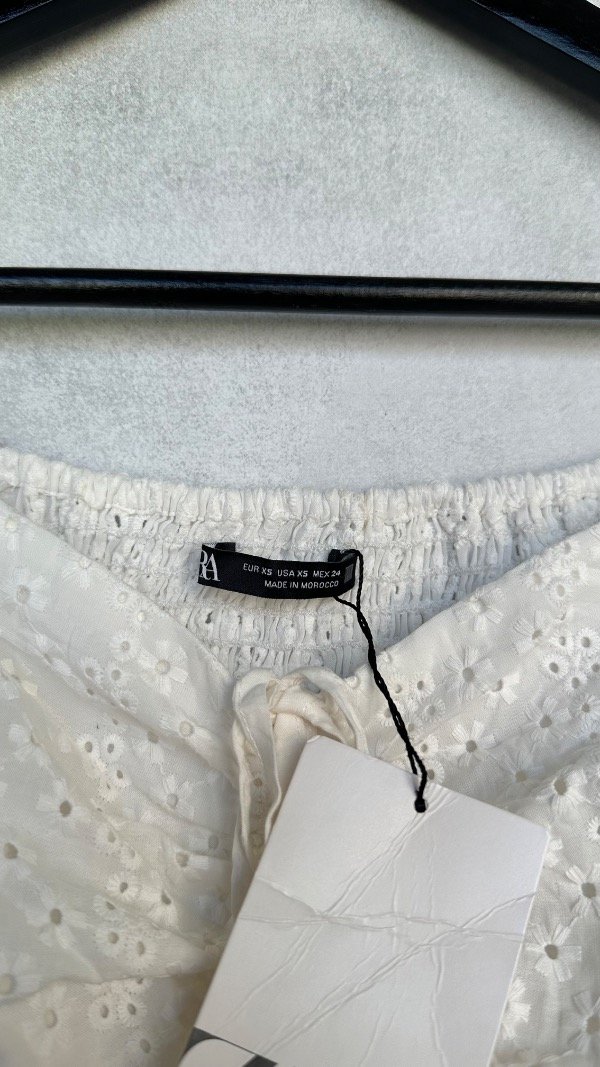 Producto - Top bordado perforado Zara - 1