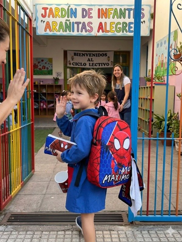 Producto - COMBO SET JARDIN + MOCHILA DE NEOPRENO