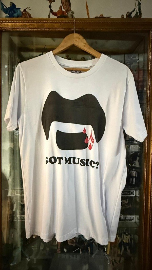 Producto - REMERA ZAPPA GOT MUSIC L
