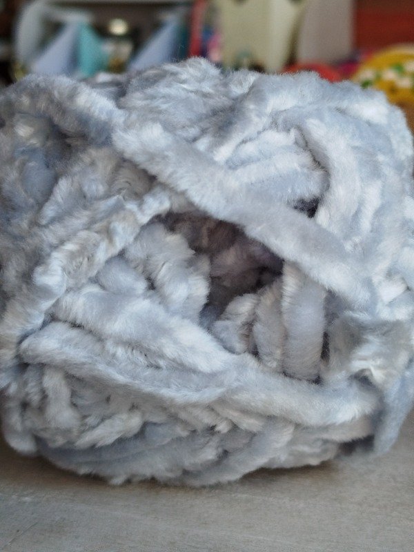 Producto - 0006 GRIS PERLA  CHENILLE GRUESO