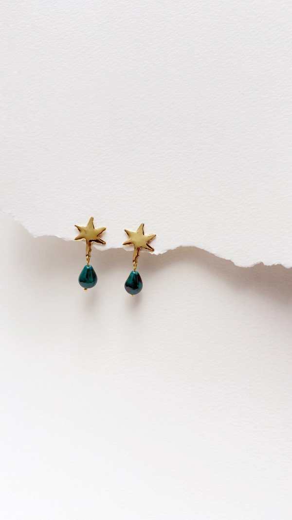 Producto - Estrella dorado dije verde petróleo