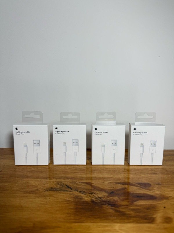 Producto - Cable USB-Lightning (1 Metro)