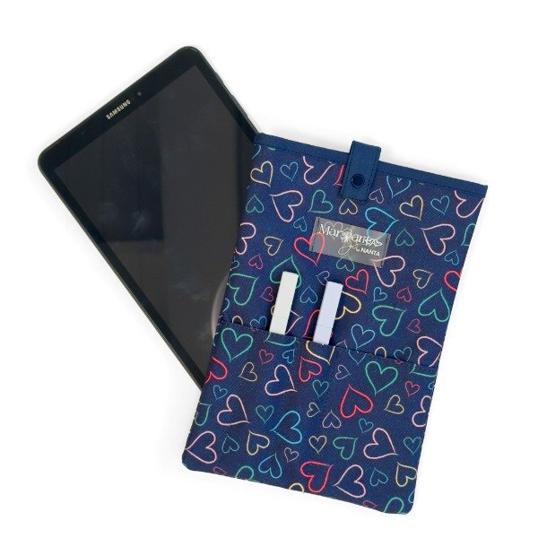 Producto - Nairobi funda de libro/tablet - Corazones