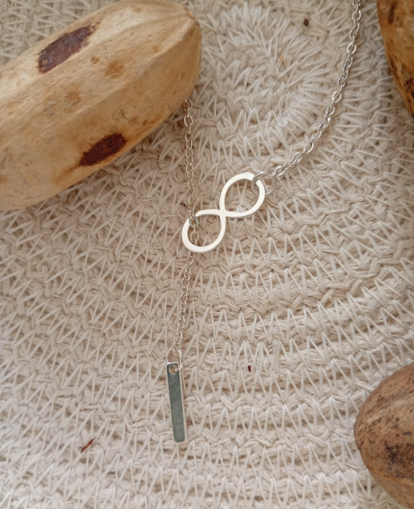 Producto - Corbatero Infinito