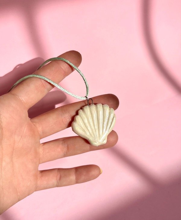 Producto - Concha Tornasol Hilo Verde