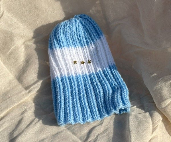 Producto - GORRO TEJIDO #2 CON ESTRELLAS