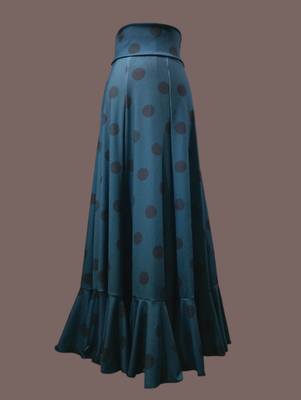 Producto - Falda modelo gajos y voladon en creppe con Lycra petróleo