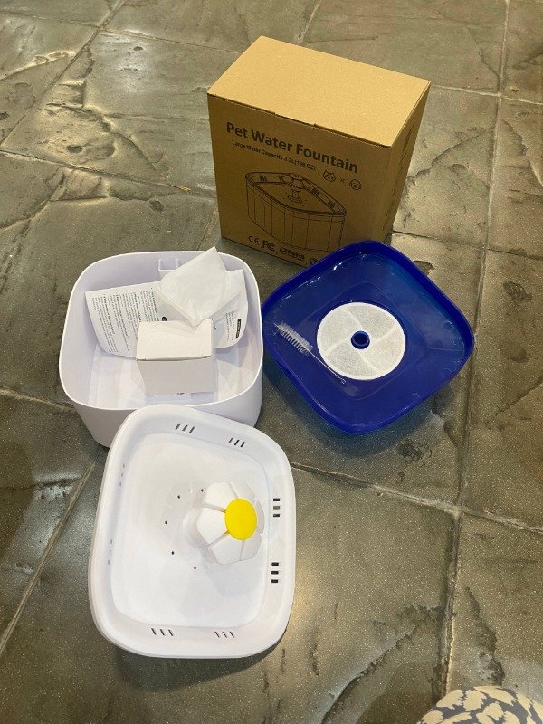 Producto - BEBEDERO ELÉCTRICO 3L - 2