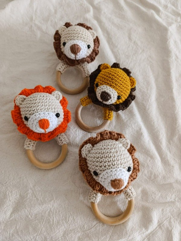 Producto - León sonajero