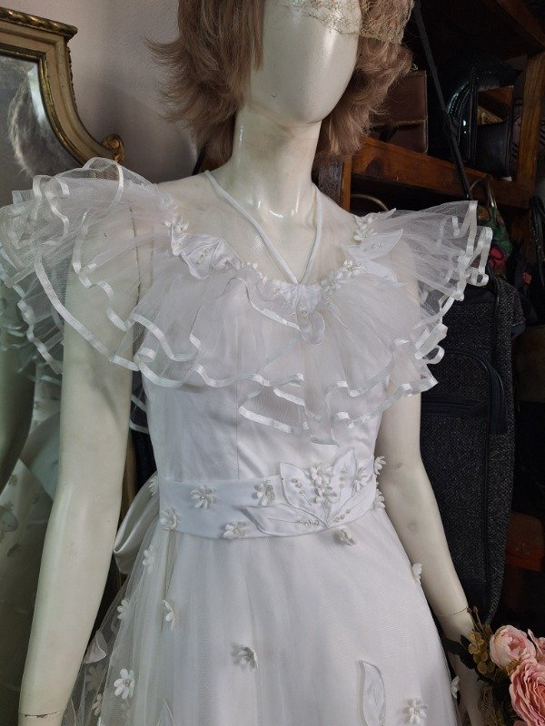 Producto - Vestido de Novia tul volados en capas con apliques - 1