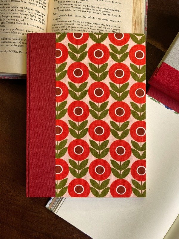 Producto - Flores rojas - hojas lisas o rayadas