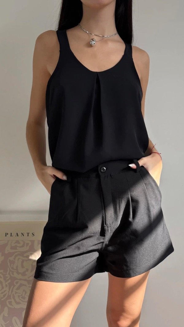 Producto - Short Distinta