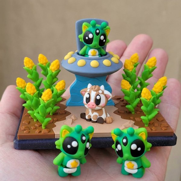 Producto - Gato Alienigena con Playset de Abducción - 1