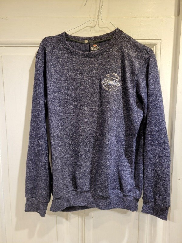 Producto - Sweater MANAWIZ azul bordado logo- Talle S- PRECIO: 30X